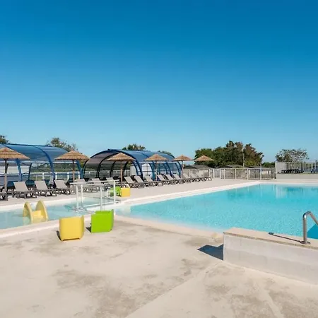 3 Etoiles - Piscine - Ccbga00 * Saint-Gérons