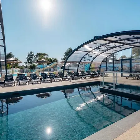 3 Etoiles - Piscine - Ccbga00 Kamp alanı *