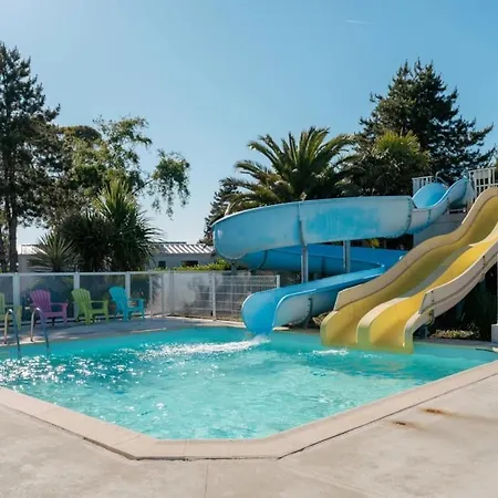 Kamp alanı 3 Etoiles - Piscine - Ccbga00